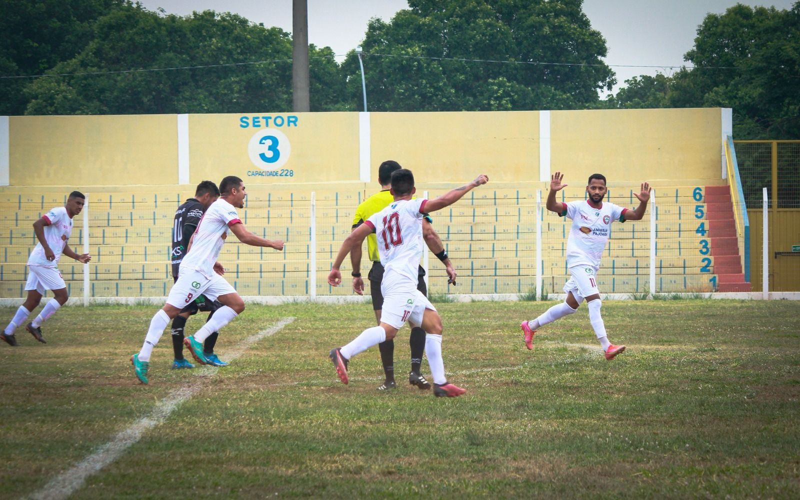 Classificados! Lusa vence Náutico fora de casa, recupera liderança e passa para próxima fase