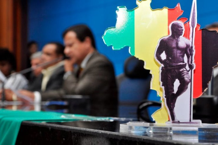 Deputado faz reflexão contra racismo e convida para solenidade Zumbi dos Palmares