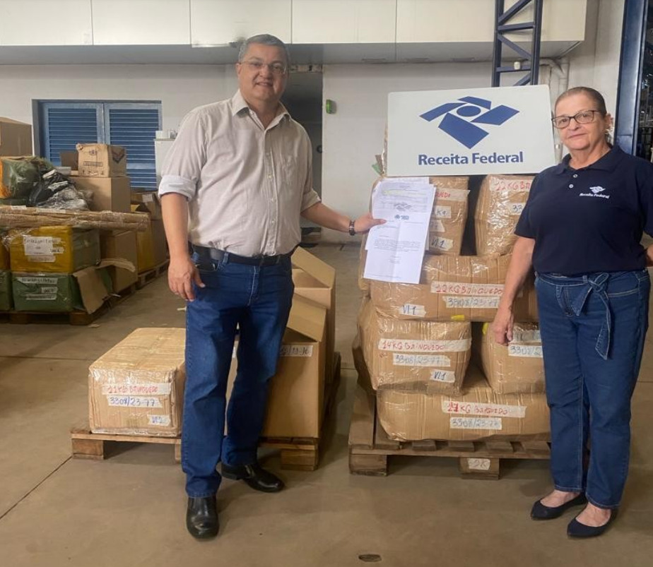 Receita Federal destina pneus à Prefeitura Municipal de Ponta Porã