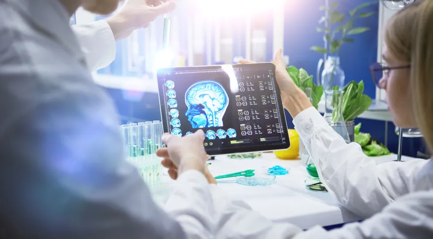 Vacinação contra gripe pode reduzir em 40% o risco de Alzheimer, aponta estudo