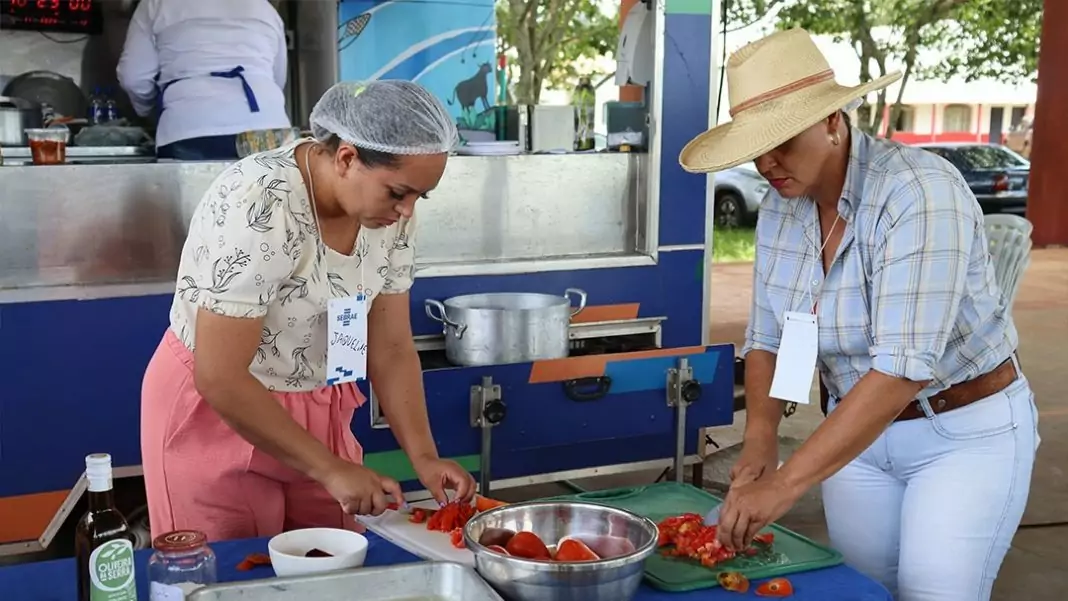 Agricultores familiares de Amambai participam de cursos do programa Rota Rural
