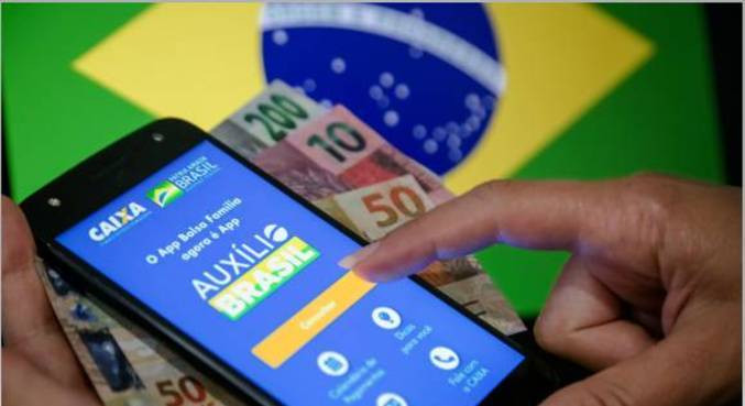 Beneficiários com NIS final 9 recebem hoje Auxílio Brasil