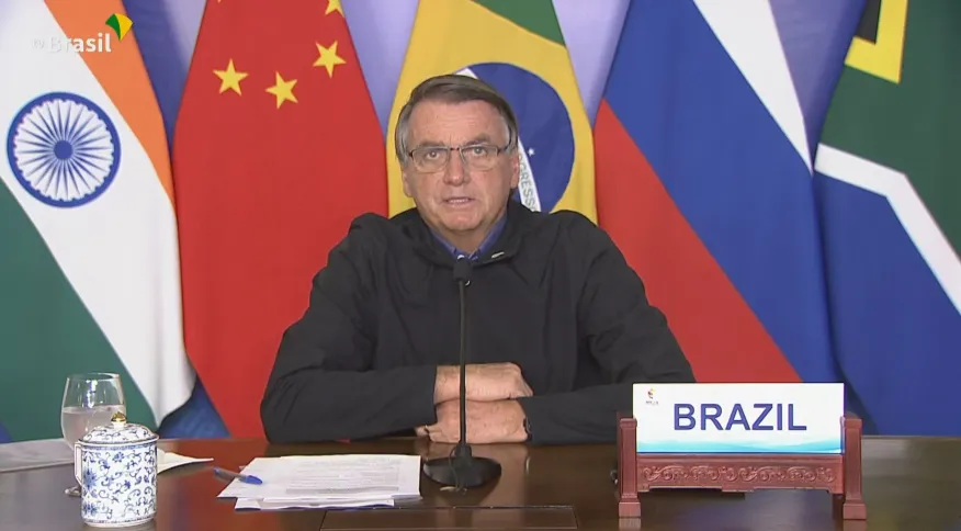Bolsonaro pede reforma da ONU em discurso na cúpula dos Brics
