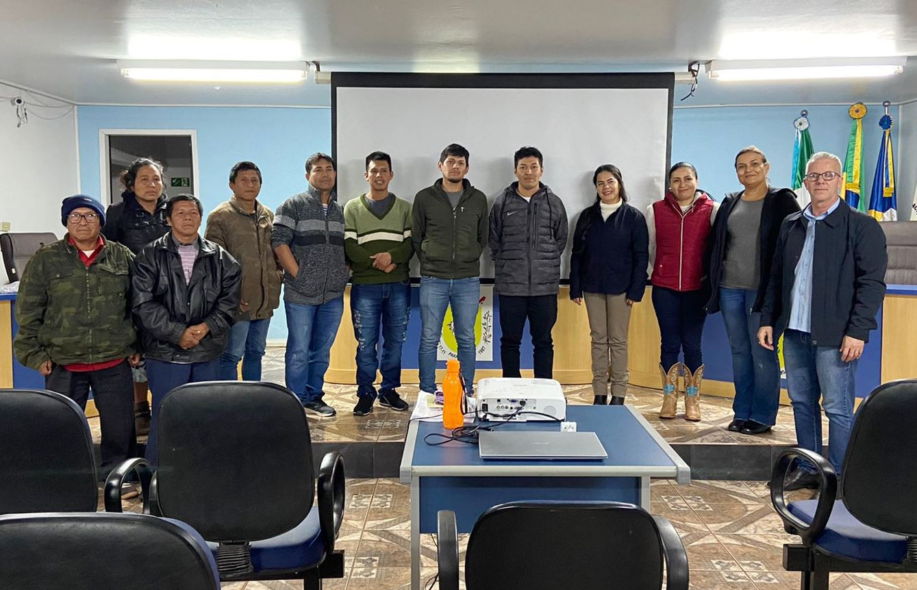 Em Paranhos, a Secretaria de Educação realiza encontro formativo com os coordenadores pedagógicos das escolas Indígenas