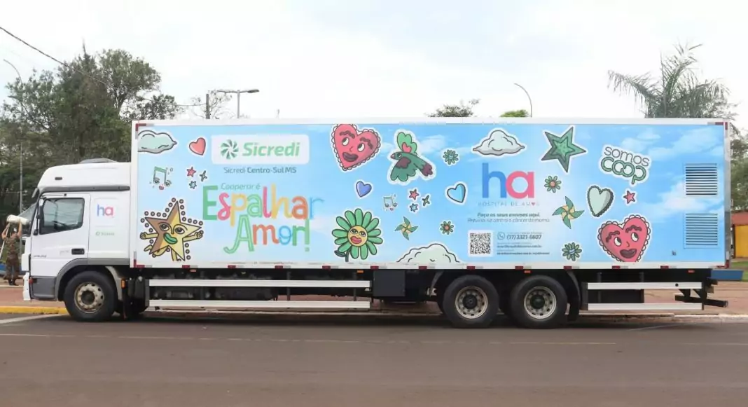 Carreta do Hospital de Amor iniciou o atendimento às mulheres amambaienses nesta segunda
