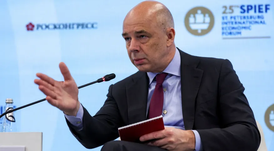 Rússia pode comprar moedas de “países amigos” para enfraquecer rublo, diz ministro