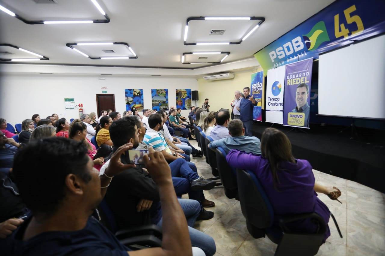 ‘A saúde será nossa prioridade’, garante Riedel em reunião com secretários municipais de saúde