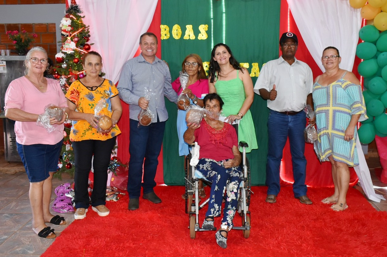 Confraternização marca encerramento das atividades de 2023 do Centro de Convivência do Idoso em Paranhos