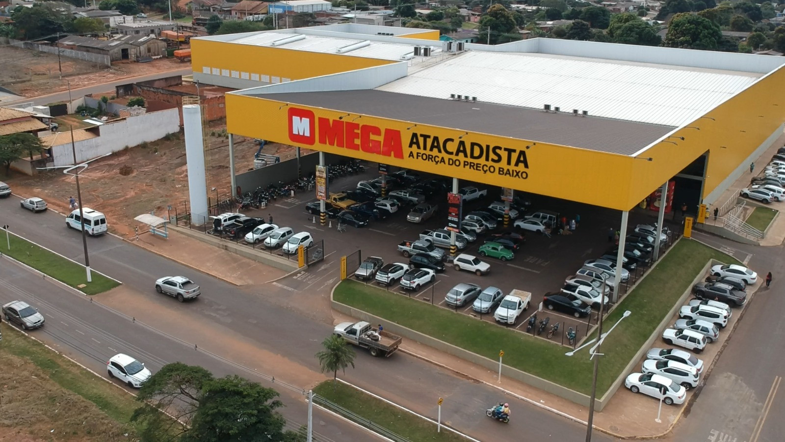 Grupo VRA inaugura duas lojas em Amambai: Atacadista Mega e Mega Mercado
