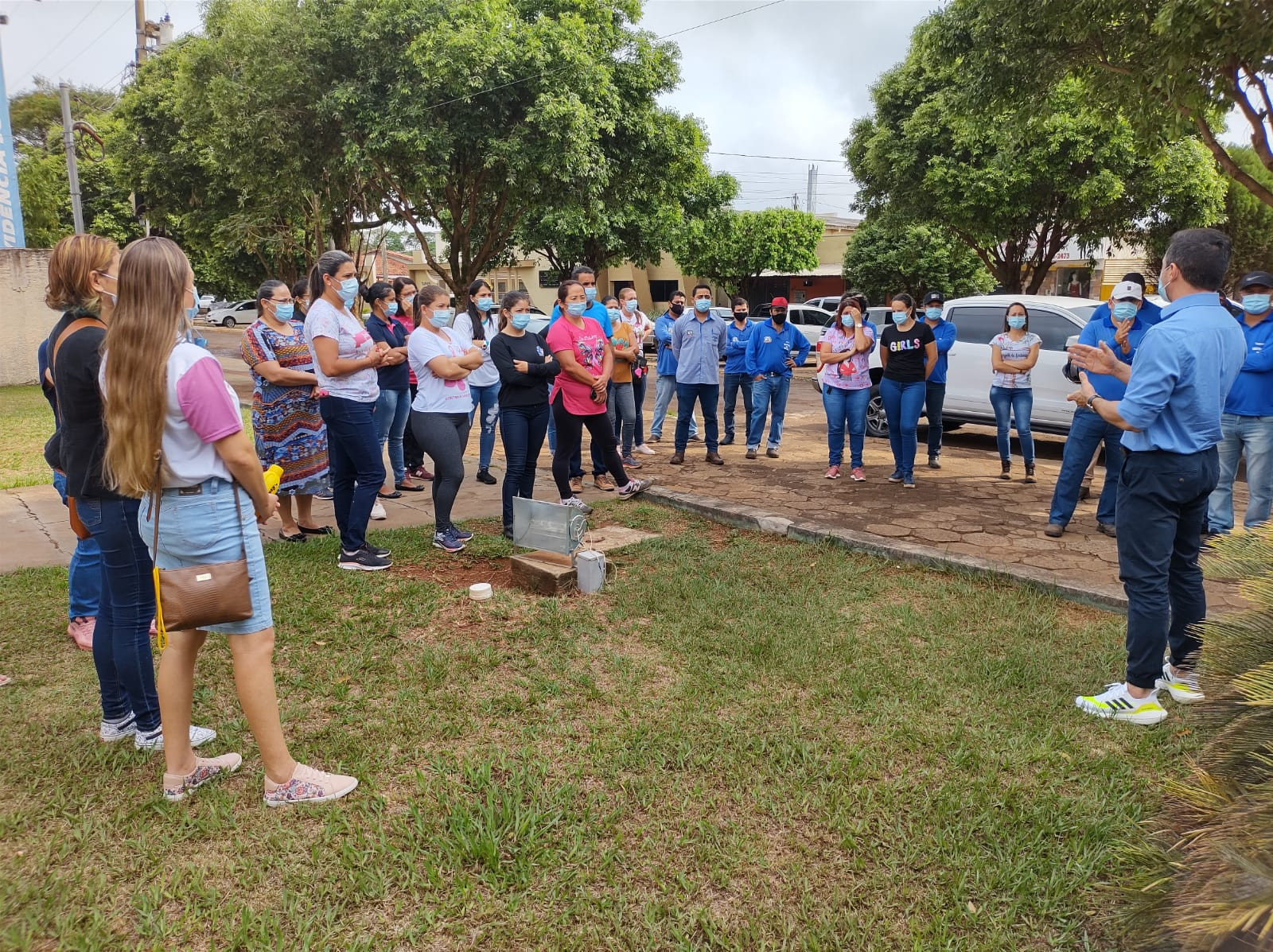 Proprietários de imóveis urbanos em Caarapó têm até o dia 13 deste mês para fazer a limpeza dos terrenos baldios