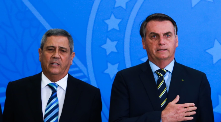 “Pretendo anunciar nos próximos dias o general Braga Neto como vice”, diz Bolsonaro