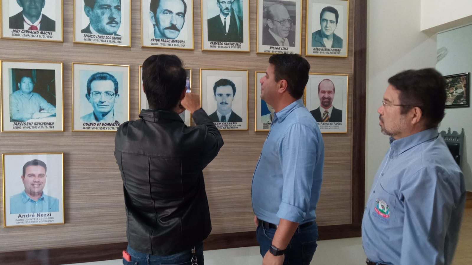 Ex-prefeito João Nakayama é a primeira personalidade a ganhar biografia em Qr Code em Caarapó