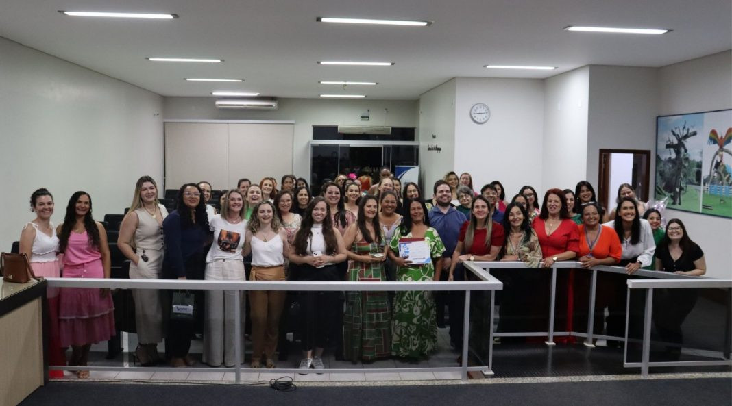 Palestra marca o Dia do Empreendedorismo Feminino em Amambai