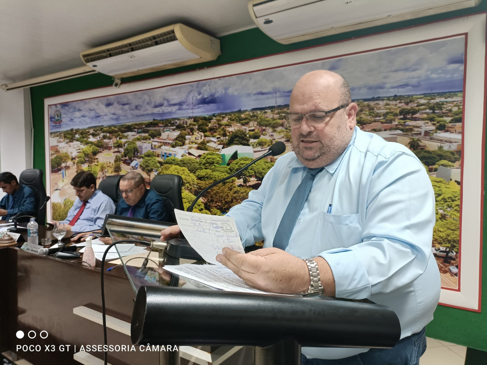 Dr. Baena comemora aprovação da PL 2564/2020 e cobra piso salarial para Enfermagem em Caarapó