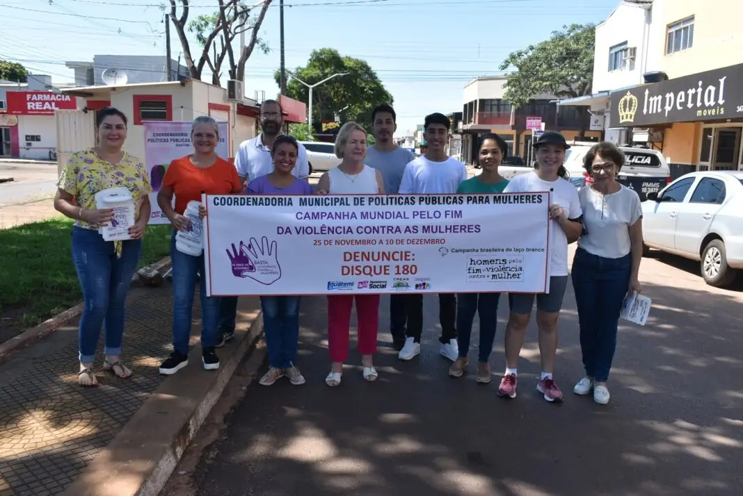 Secretaria Social realiza blitz educativa em alusão à campanha pelo fim da violência contra a mulher em Iguatemi