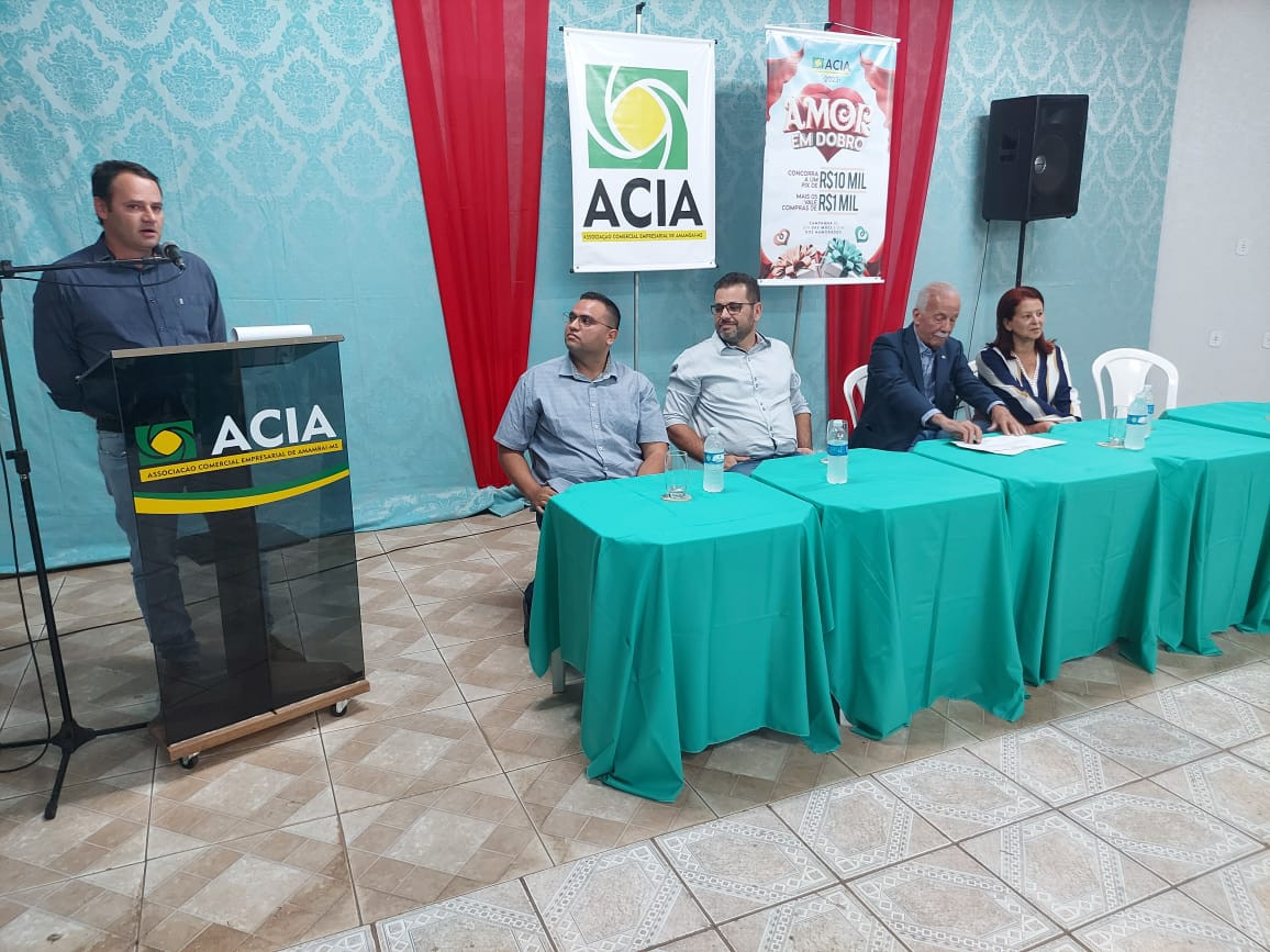 Durante posse da diretoria reeleita da ACIA, presidente do SRA destaca força do sindicalismo