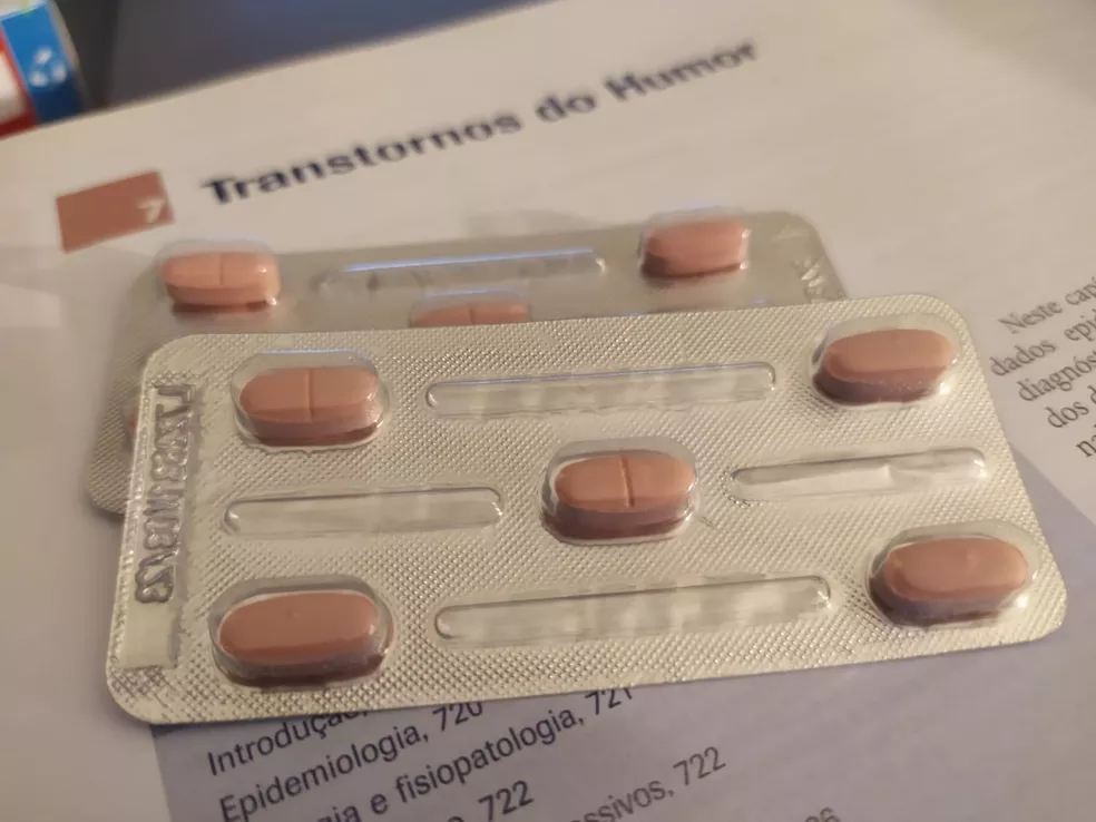 Antidepressivos são mais seguros agora do que há 30 anos; guia mostra tipos, efeitos e mais em 8 tópicos