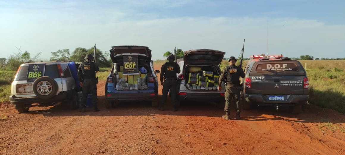 DOF apreende mais de 2,2 toneladas de drogas, recupera dois veículos roubados e recaptura foragido em Amambai