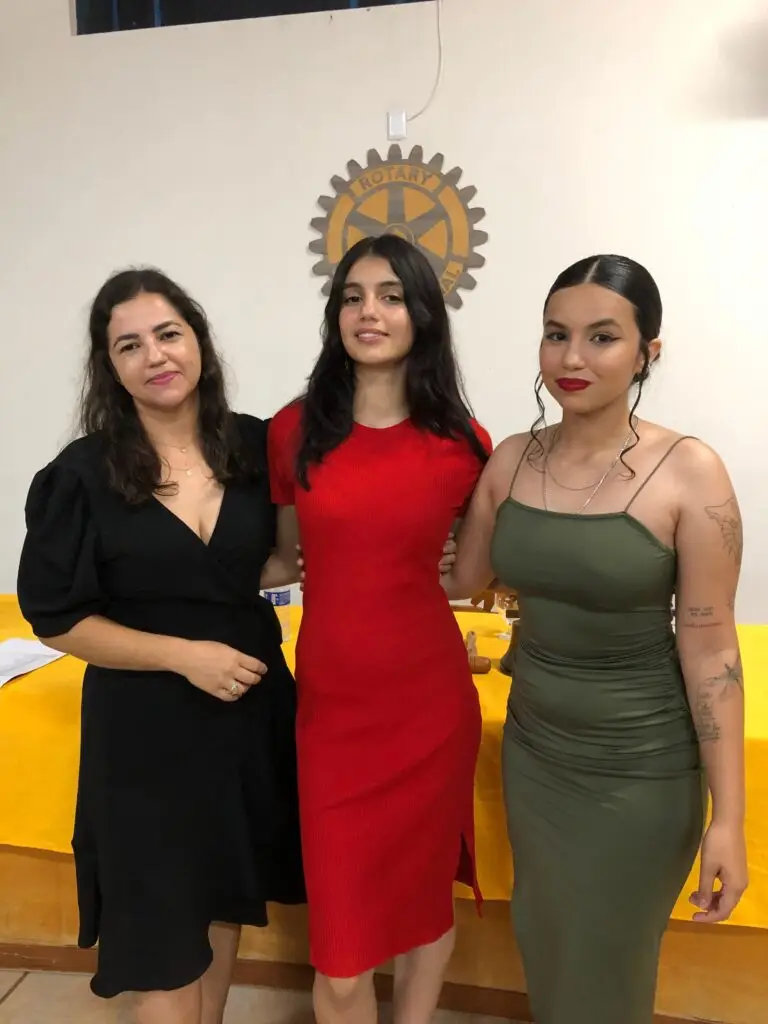 Rotary Club de Amambai comemora 71 anos e realiza concurso de redação Rotary Club de Amambai comemora 71 anos e realiza concurso de redação