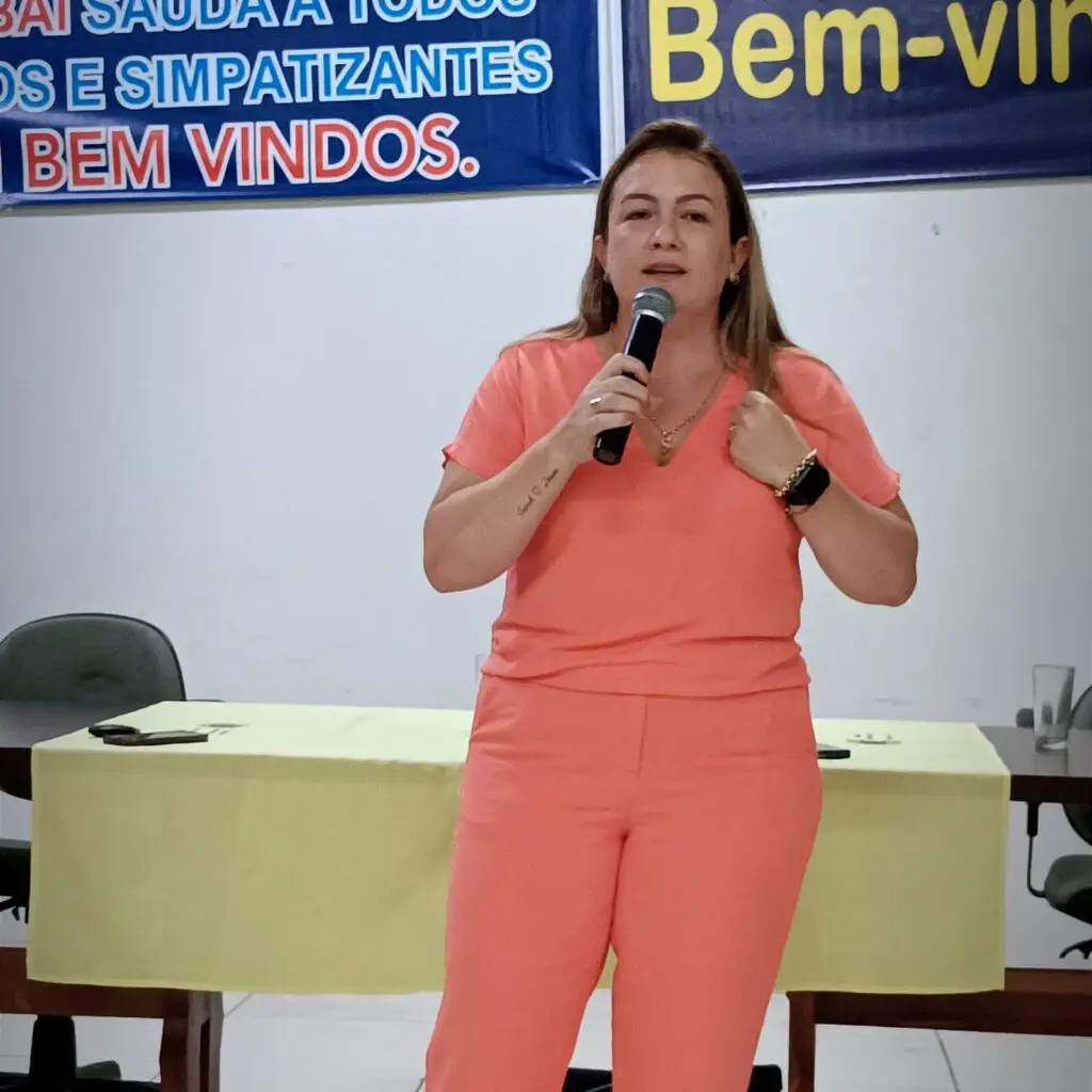 Durante ato MDB e PP debateram conjuntura política e eleições 2024 em Amambai Durante ato MDB e PP debateram conjuntura política e eleições 2024 em Amambai