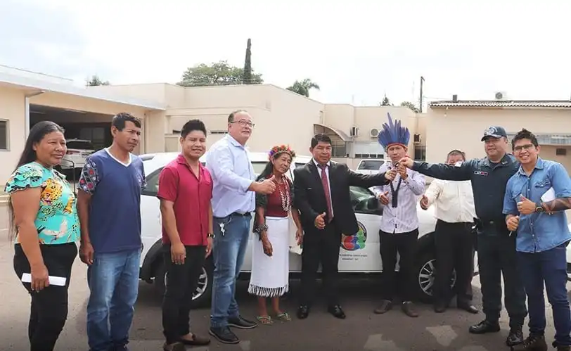 Prefeitura e Polícia Militar entregam viaturas para o Conselho Comunitário de Segurança Indígena das aldeias Amambai e Limão Verde Prefeitura e Polícia Militar entregam viaturas para o Conselho Comunitário de Segurança Indígena das aldeias Amambai e Limão Verde