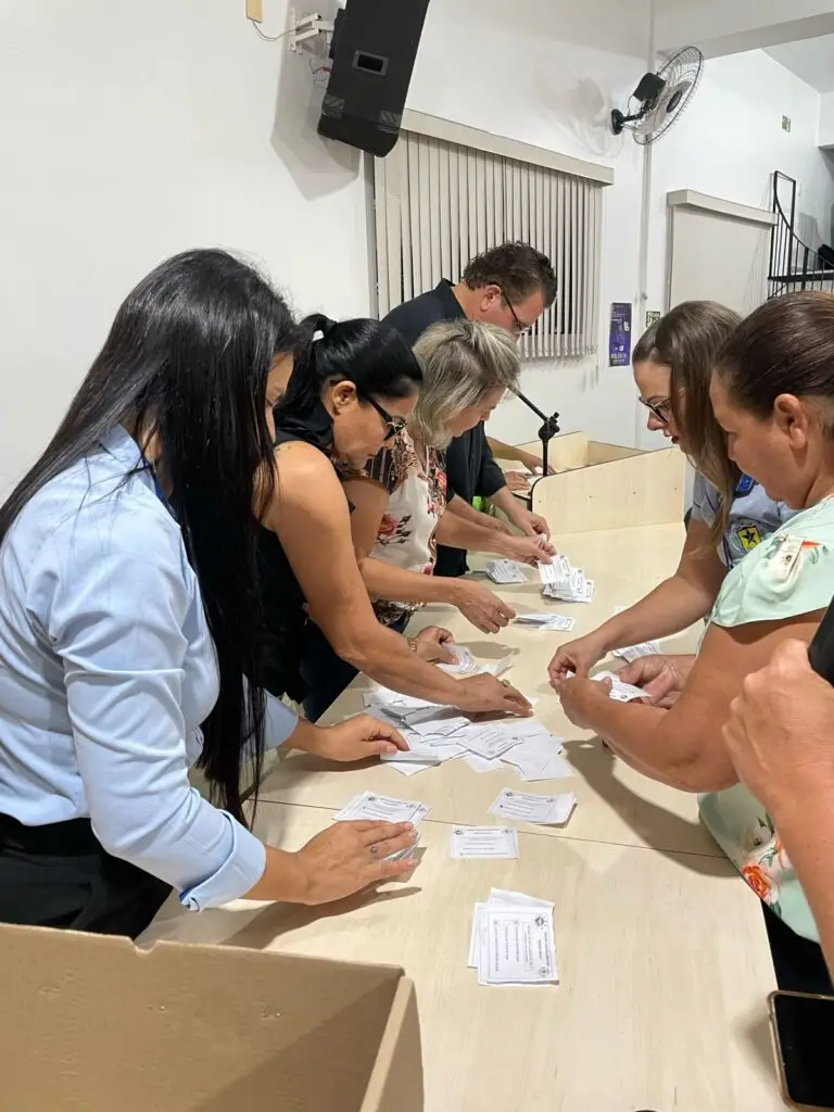Iguatemi elege Vereadores Mirins para o exercício 2024 Iguatemi elege Vereadores Mirins para o exercício 2024