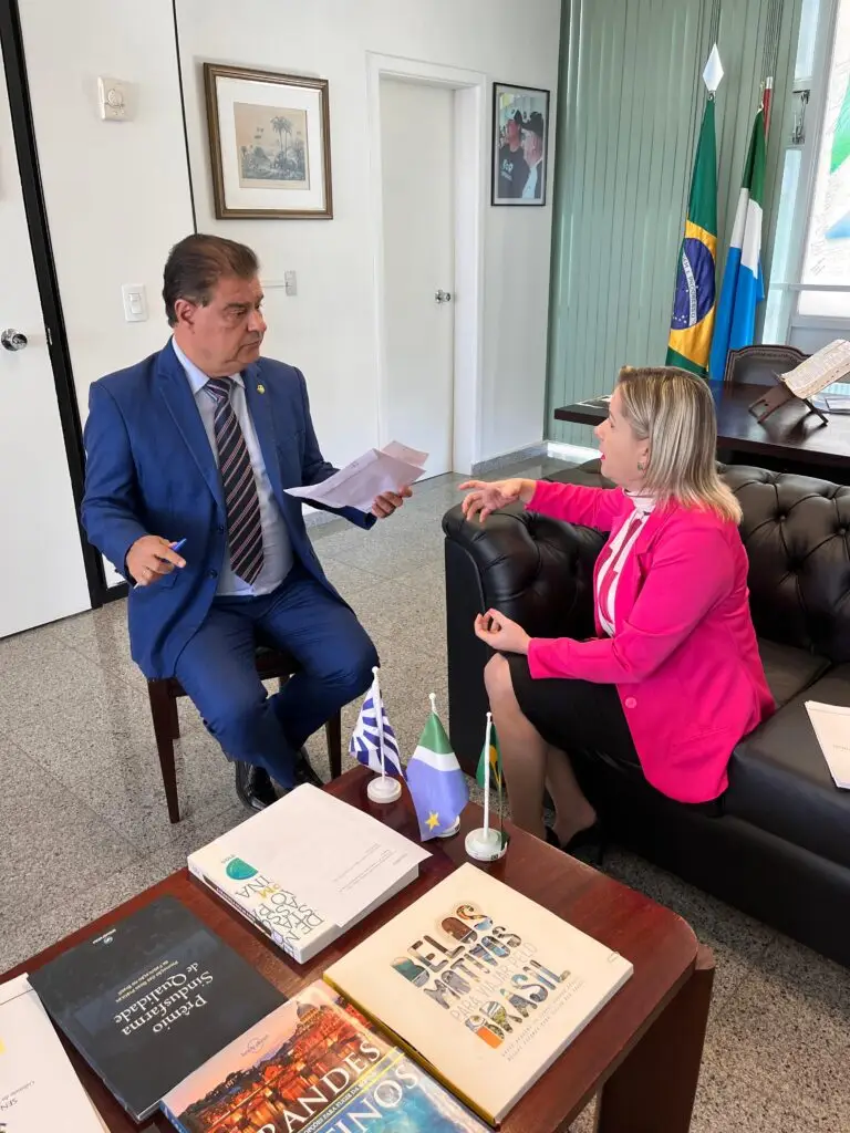 Vereadora Janete Córdoba solicita ao senador Nelsinho Trad recursos para construção de abrigo para animais em Amambai Vereadora Janete Córdoba solicita ao senador Nelsinho Trad recursos para construção de abrigo para animais em Amambai