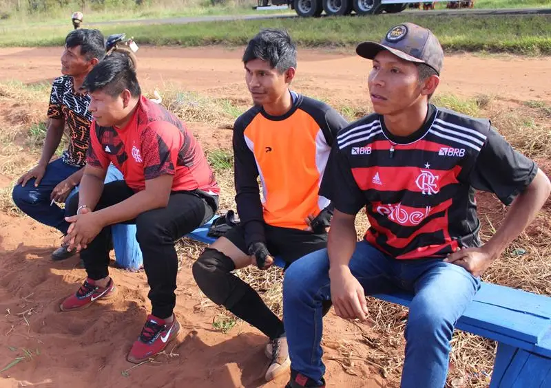 Abertura da 1ª Copa Terrão de Futebol masculino e feminino em Amambai
