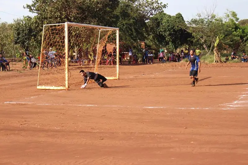 Abertura da 1ª Copa Terrão de Futebol masculino e feminino em Amambai