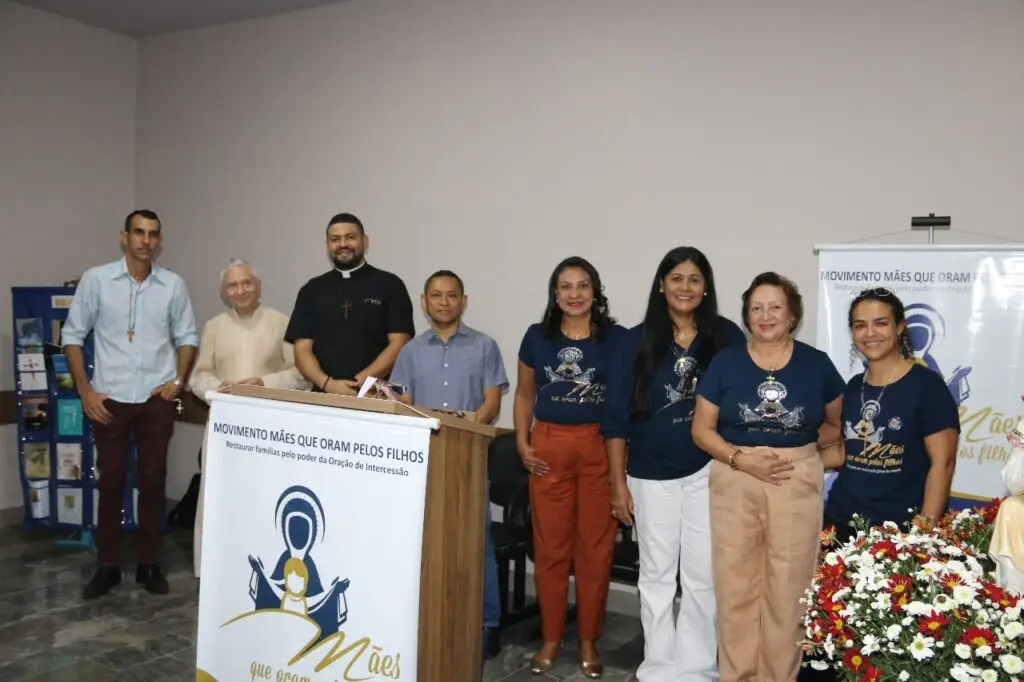 Encontro Paroquial na Igreja Matriz Nossa Senhora Auxiliadora reúne mães de Amambai e região Encontro Paroquial na Igreja Matriz Nossa Senhora Auxiliadora reúne mães de Amambai e região