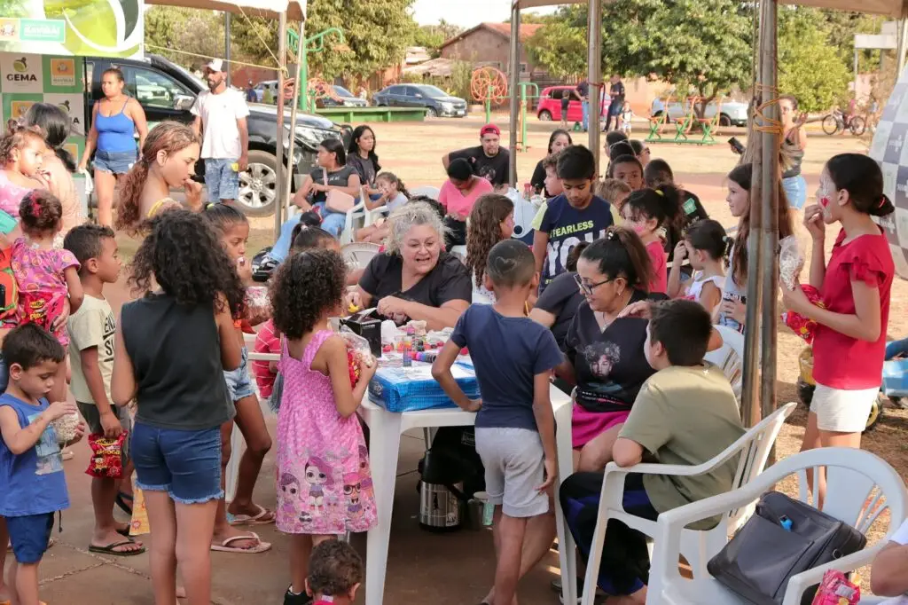Prefeitura de Naviraí promove evento de conscientização e combate ao trabalho infantil Prefeitura de Naviraí promove evento de conscientização e combate ao trabalho infantil