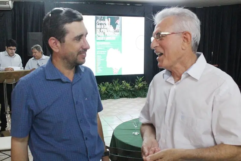 A convite de Sérgio Barbosa, prefeitos e vice-prefeitos eleitos e reeleitos de 17 municípios participam de roda de conversa em Amambai