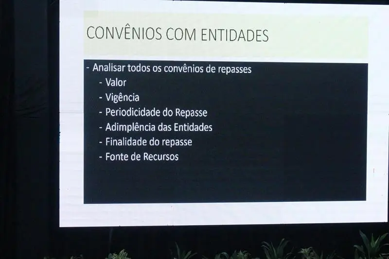 A convite de Sérgio Barbosa, prefeitos e vice-prefeitos eleitos e reeleitos de 17 municípios participam de roda de conversa em Amambai