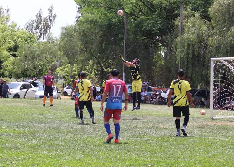 Fazenda Flamboyant/Intech Telecom faz 4x1 na final e é campeã da Copa Cidade Crepúsculo 2024 em Amambai Fazenda Flamboyant/Intech Telecom faz 4x1 na final e é campeã da Copa Cidade Crepúsculo 2024 em Amambai