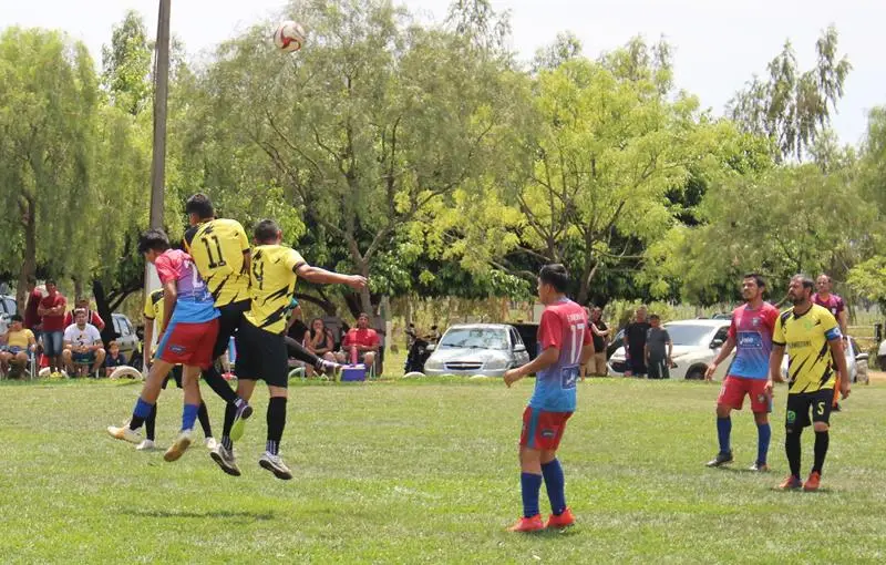 Fazenda Flamboyant/Intech Telecom faz 4x1 na final e é campeã da Copa Cidade Crepúsculo 2024 em Amambai Fazenda Flamboyant/Intech Telecom faz 4x1 na final e é campeã da Copa Cidade Crepúsculo 2024 em Amambai