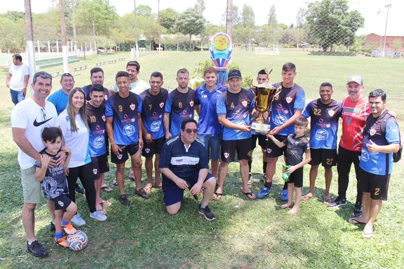 Fazenda Flamboyant/Intech Telecom faz 4x1 na final e é campeã da Copa Cidade Crepúsculo 2024 em Amambai Fazenda Flamboyant/Intech Telecom faz 4x1 na final e é campeã da Copa Cidade Crepúsculo 2024 em Amambai