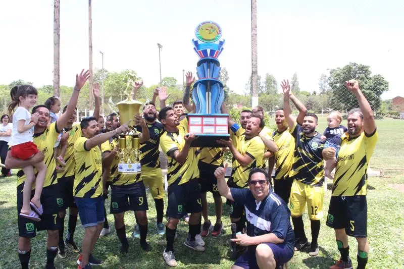 Fazenda Flamboyant/Intech Telecom faz 4x1 na final e é campeã da Copa Cidade Crepúsculo 2024 em Amambai Fazenda Flamboyant/Intech Telecom faz 4x1 na final e é campeã da Copa Cidade Crepúsculo 2024 em Amambai