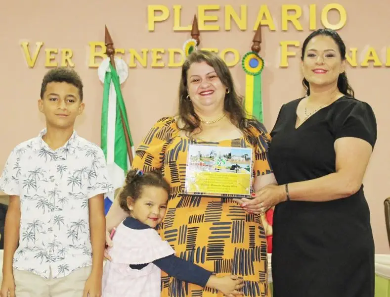 Sessão solene marcou entrega de Títulos de Cidadãos em Coronel Sapucaia