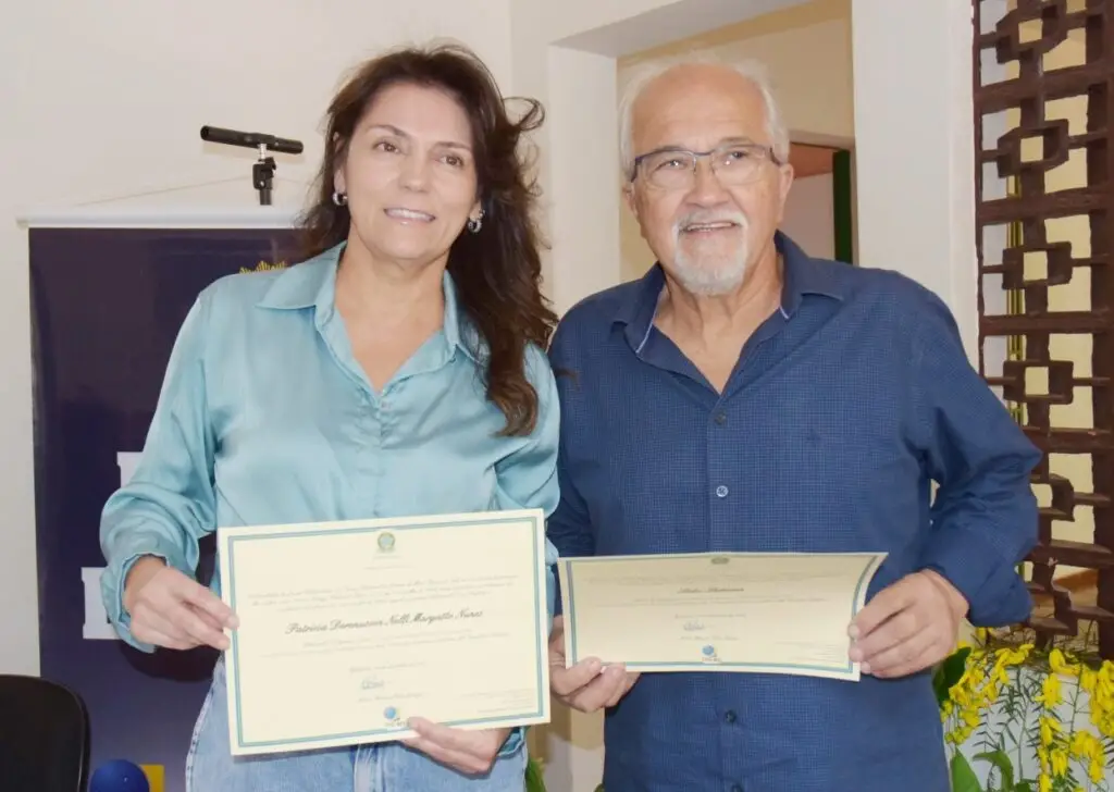 Prefeitos e vereadores eleitos em 6 de outubro tomam posse nesta quarta-feira em Amambai e região Prefeitos e vereadores eleitos em 6 de outubro tomam posse nesta quarta-feira em Amambai e região