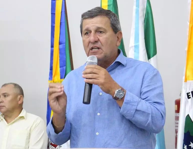 Convenções lançam Hélio Acosta para prefeito e Alfredo Soares para vice em Paranhos