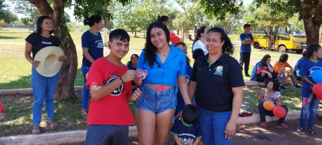 APAE de Paranhos celebra Dia Internacional da Mulher com ação na Praça da Vila Nova APAE de Paranhos celebra Dia Internacional da Mulher com ação na Praça da Vila Nova