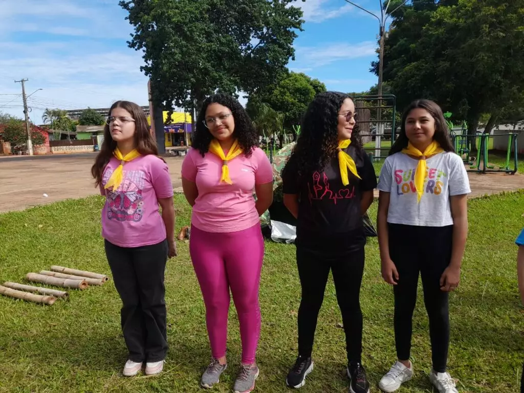 Clube de Desbravadores realiza evento “Desbravador por Um Dia” na Vila Limeira, em Amambai Clube de Desbravadores realiza evento “Desbravador por Um Dia” na Vila Limeira, em Amambai