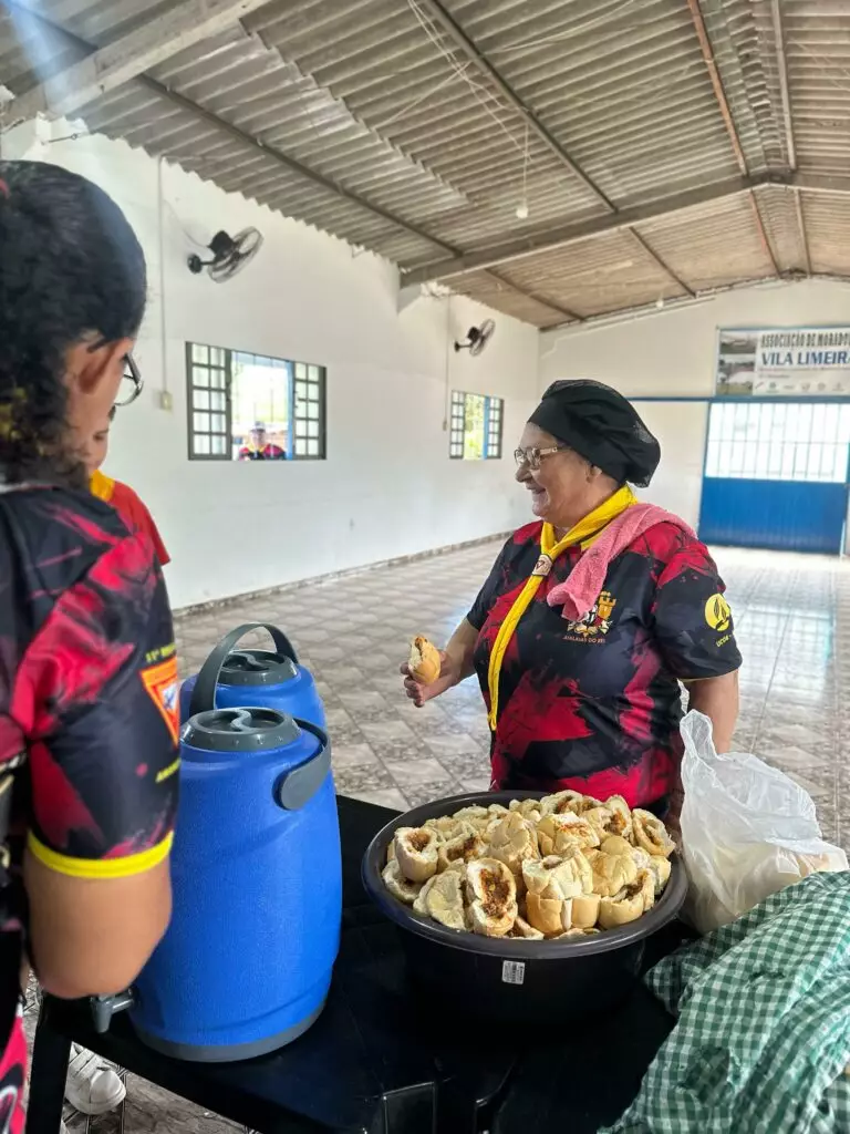 Clube de Desbravadores realiza evento “Desbravador por Um Dia” na Vila Limeira, em Amambai Clube de Desbravadores realiza evento “Desbravador por Um Dia” na Vila Limeira, em Amambai