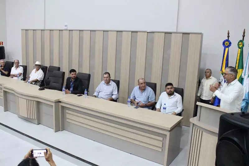 Convenções lançam Hélio Acosta para prefeito e Alfredo Soares para vice em Paranhos