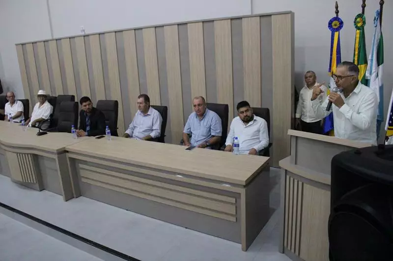 Convenções lançam Hélio Acosta para prefeito e Alfredo Soares para vice em Paranhos