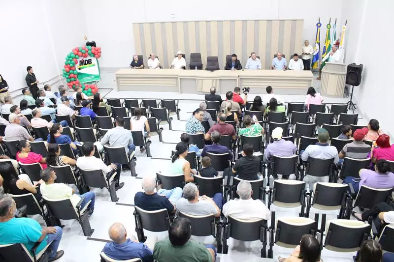 Convenções lançam Hélio Acosta para prefeito e Alfredo Soares para vice em Paranhos