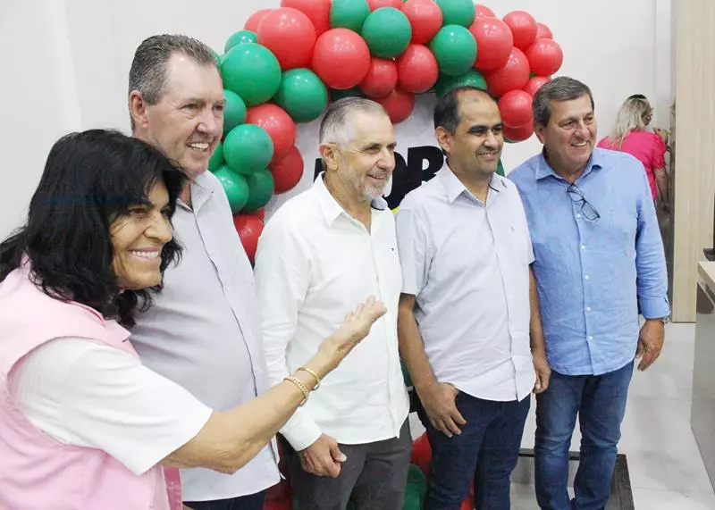 Convenções lançam Hélio Acosta para prefeito e Alfredo Soares para vice em Paranhos