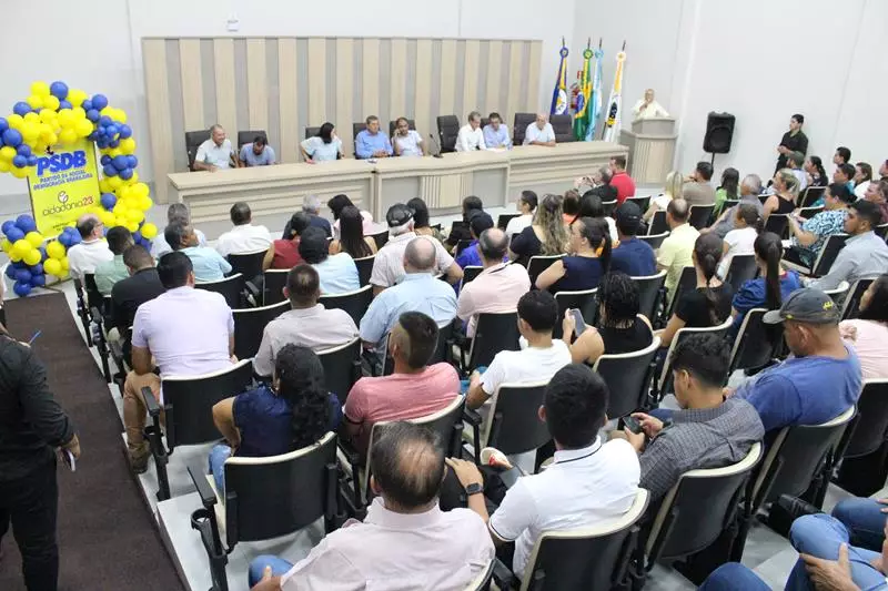Convenções lançam Hélio Acosta para prefeito e Alfredo Soares para vice em Paranhos