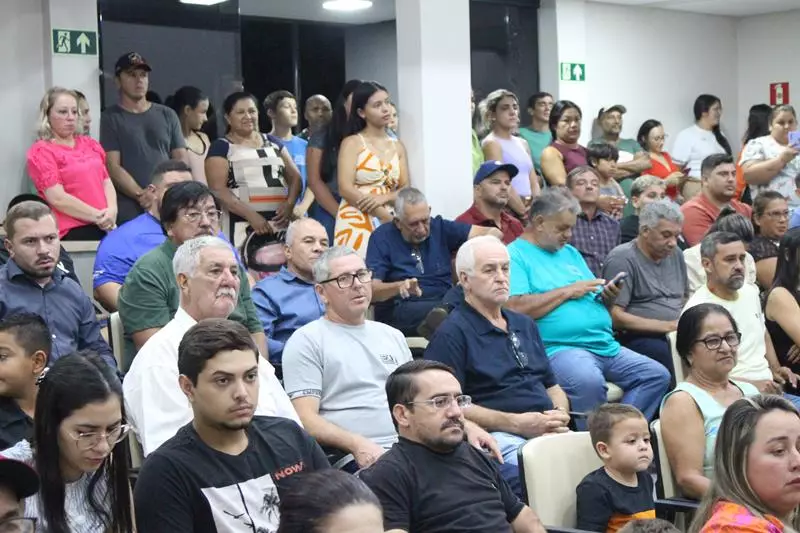 Convenções lançam Hélio Acosta para prefeito e Alfredo Soares para vice em Paranhos