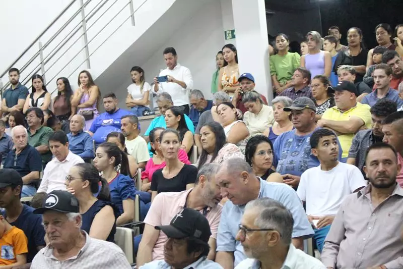 Convenções lançam Hélio Acosta para prefeito e Alfredo Soares para vice em Paranhos